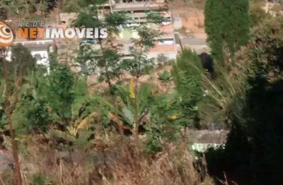 Terreno à venda no Novo Retiro, Esmeraldas 