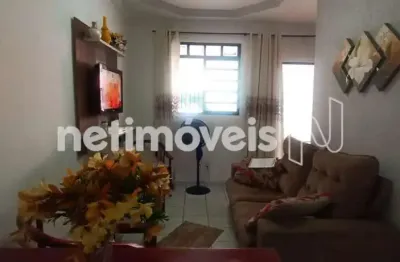 Casa com 4 quartos à venda no Centro, Contagem 