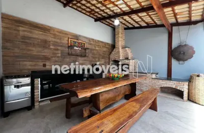 Casa geminada 02 quartos, 02 vagas e área gourmet no bairro sapucaias ii em contagem/mg.