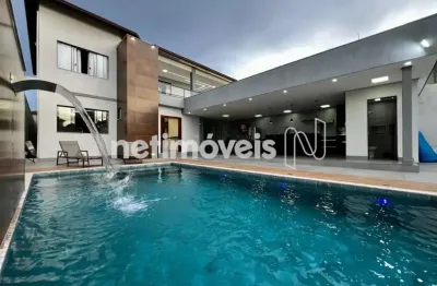 Casa 04 quartos, 02 suítes, Piscina, área gourmet em lote de 418m²; em Contagem/MG