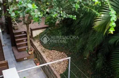 Apartamento com 3 quartos à venda na rua liberdade, 521, rio branco, porto alegre, 92 m2 por r$ 485.000