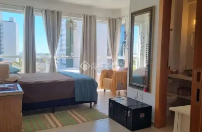 Apartamento com 2 quartos à venda na tiradentes, 440, centro, torres, 71 m2 por r$ 700.000