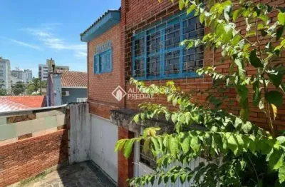 Casa com 4 quartos à venda na rua geraldo souza moreira, 270, passo da areia, porto alegre, 160 m2 por r$ 533.000