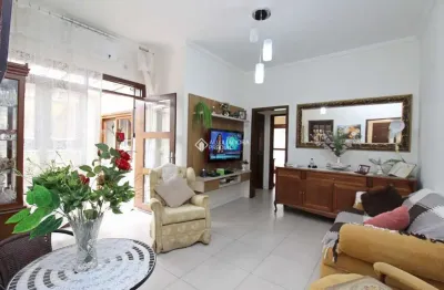 Apartamento com 2 quartos à venda na rua santana, 351, farroupilha, porto alegre, 73 m2 por r$ 447.000
