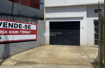 Ponto comercial à venda na avenida cristóvão colombo, 1007, floresta, porto alegre, 190 m2 por r$ 499.000