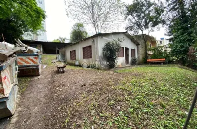 Casa com 3 quartos à venda na travessa ouvidor, 221, santo antônio, porto alegre, 617 m2 por r$ 599.000