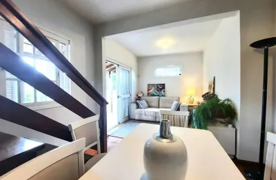Casa com 3 quartos à venda na rua madressilva, 31, lomba do pinheiro, porto alegre, 160 m2 por r$ 460.000