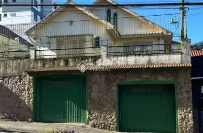 Casa com 4 quartos à venda na rua são mateus, 764, bom jesus, porto alegre, 251 m2 por r$ 735.000