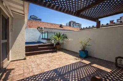 Cobertura com 2 quartos à venda na Rua Eça de Queiroz, 220, Petrópolis, Porto Alegre, 129 m2 por R$ 595.000