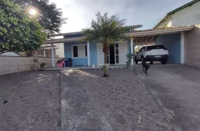 Casa com 4 quartos à venda na rua itapema, 332, praia do sonho, palhoça, 80 m2 por r$ 950.000