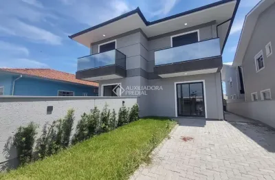Casa com 3 quartos à venda na rua itapema, 400, praia do sonho, palhoça, 100 m2 por r$ 600.000