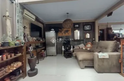 Casa com 5 quartos à venda na Rua Professora Clotilde Silveira Juttel, 6835, Pinheira, Palhoça, 250 m2 por R$ 850.000