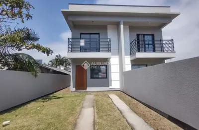 Casa com 3 quartos à venda na 100, 365, balneário ponta do papagaio (ens brito), palhoça, 130 m2 por r$ 830.000