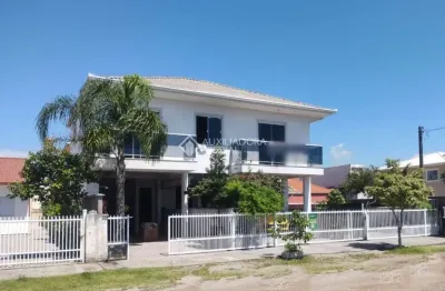 Casa com 9 quartos à venda na rua sagrada familia, 196, pinheira, palhoça, 300 m2 por r$ 1.700.000