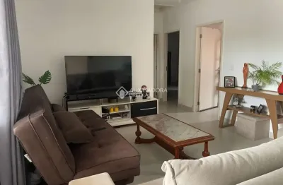 Casa com 3 quartos à venda na rua tucumã, 379, enseada de brito, palhoça, 130 m2 por r$ 795.000