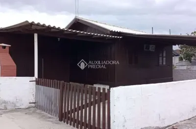 Casa com 3 quartos à venda na 1000, 10, balneário ponta do papagaio (ens brito), palhoça, 130 m2 por r$ 850.000