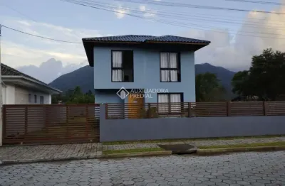 Casa com 3 quartos à venda na serra do bom retiro, 68, guarda do cubatão, palhoça, 98 m2 por r$ 569.000