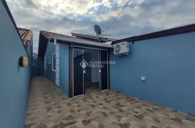 Casa com 2 quartos à venda na rua vereadora olívia emília guedert brum, 315, barra do aririú, palhoça, 91 m2 por r$ 375.000