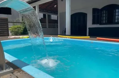 Casa com 4 quartos à venda na rua pica pau, 474, praia do sonho, palhoça, 200 m2 por r$ 958.000