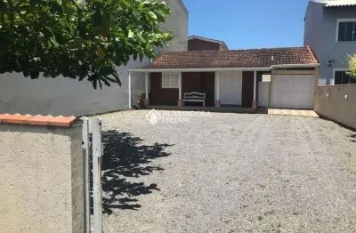 Casa com 2 quartos à venda na medeiros, 615, pinheira, palhoça, 140 m2 por r$ 550.000