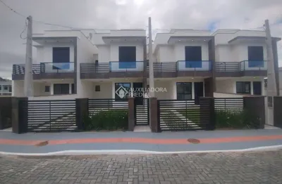 Casa com 3 quartos à venda na rua arcanjo cândido da silva, 3511, praia de fora, palhoça, 99 m2 por r$ 656.403