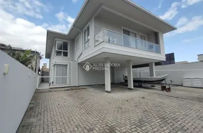 Apartamento com 3 quartos à venda na rua aderbal ramos da silva, 6577, pinheira, palhoça, 79 m2 por r$ 590.000