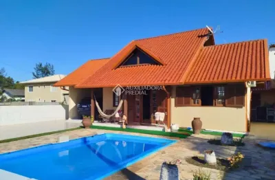 Casa com 4 quartos à venda na avenida astrogildo quadros, 3164, pinheira, palhoça, 160 m2 por r$ 869.000