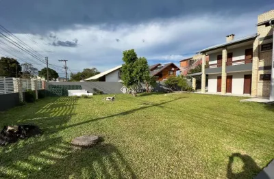 Casa com 4 quartos à venda na servidão olindina maria lopes, 810, campeche, florianópolis, 260 m2 por r$ 1.800.000