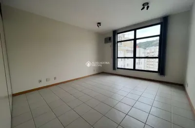 Sala comercial à venda na rua araújo figueiredo, 119, centro, florianópolis, 32 m2 por r$ 280.000
