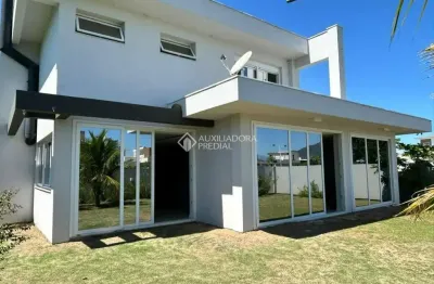 Casa em condomínio fechado com 4 quartos à venda na rodovia aparício ramos cordeiro, 180, campeche, florianópolis, 306 m2 por r$ 2.900.000