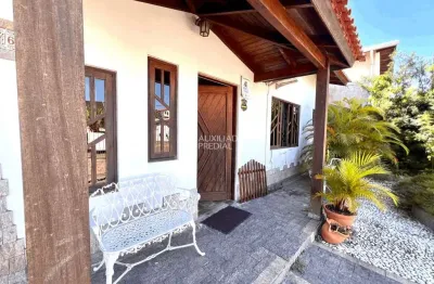 Casa com 2 quartos à venda na Rua Professora Regina Waltrick Ramos, 64, Jardim Atlântico, Florianópolis, 144 m2 por R$ 1.200.000