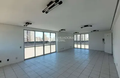 Sala comercial à venda na rua general liberato bittencourt, 1914, estreito, florianópolis, 220 m2 por r$ 350.000