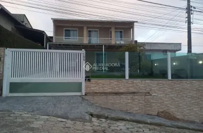 Casa com 4 quartos à venda na Rua Santos Dumont, 188, Roçado, São José, 250 m2 por R$ 850.000
