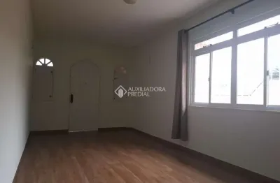 Casa com 3 quartos à venda na rua desembargador gil costa, 681, estreito, florianópolis, 250 m2 por r$ 1.280.000