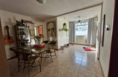 Apartamento com 3 quartos à venda na rua joão meirelles, 1179, abraão, florianópolis, 65 m2 por r$ 435.000