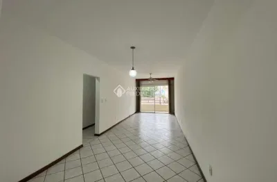 Apartamento com 3 quartos à venda na rua professor joão josé cabral, 207, balneário, florianópolis, 116 m2 por r$ 790.000