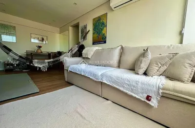 Apartamento com 2 quartos à venda na Rua Jornalista Ildefonso Juvenal, 135, Capoeiras, Florianópolis, 60 m2 por R$ 540.000