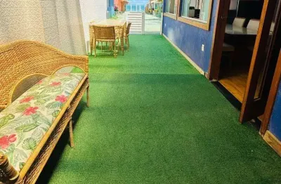 Sua casa para veranear o ano inteiro na melhor região de ipitanga/vilas do atlântico – pé na areia!