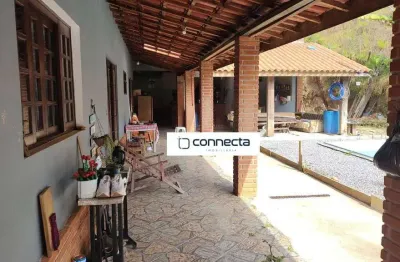 Chácara com 3 dormitórios à venda, 1100 m² com piscina por r$ 700.000 - ouro fino - santa isabel/sp
