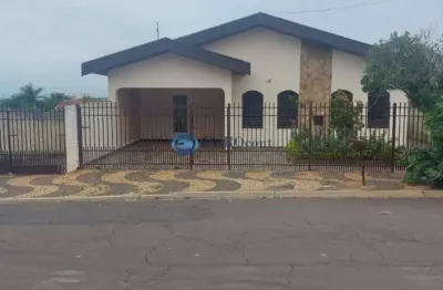 Casa com 2 quartos à venda no Parque Novo Mundo, Americana 