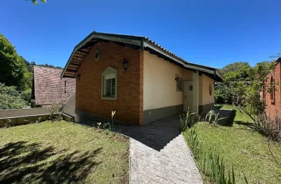 Casa à venda em bairro nobre de campos do jordão – próximo ao capivari - jaguaribe