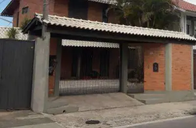 Casa residencial para venda casa de 2 pavimentos com  3 dormitórios no bairro santa mônica. florianopolis