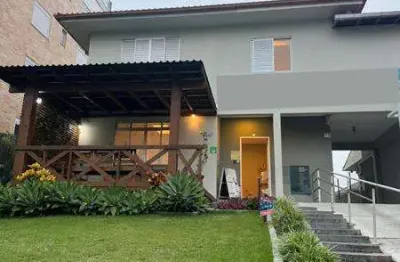 Casa comercial para venda excelente casa para uso comerical com terreno de 576m2 no estreito florianopolis