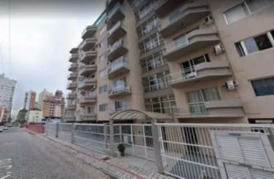 Apartamento com 2 quartos à venda na rua 207, 65, meia praia, itapema, 85 m2 por r$ 840.000