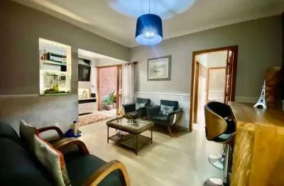 Vendo área privativa de três quartos sendo uma suíte no bairro caiçara