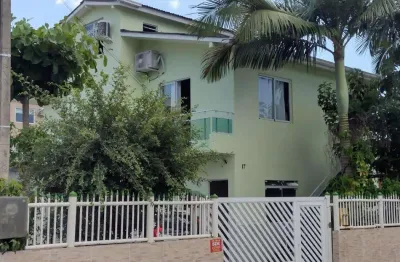 Casa com 9 quartos à venda no canasvieiras, florianópolis  por r$ 1.400.000