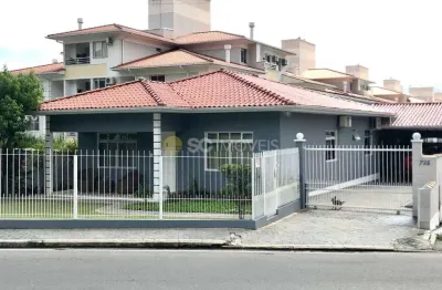 Casa com 4 quartos à venda no canasvieiras, florianópolis  por r$ 3.000.000