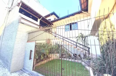 Casa com 4 quartos à venda no estreito, florianópolis  por r$ 1.180.000