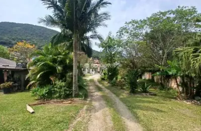 Terreno à venda no sambaqui, florianópolis  por r$ 10.000.000