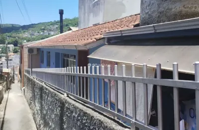 Casa com 3 quartos à venda no pantanal, florianópolis  por r$ 420.000